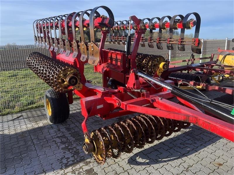 Väderstad Rexius 650 Crosskill Med crossboard Walzen