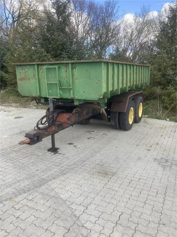 Volvo Overskåret lastbil Kippanhänger