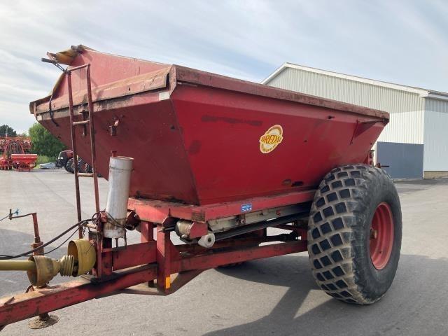 Bredal B6 Mineraldüngerstreuer