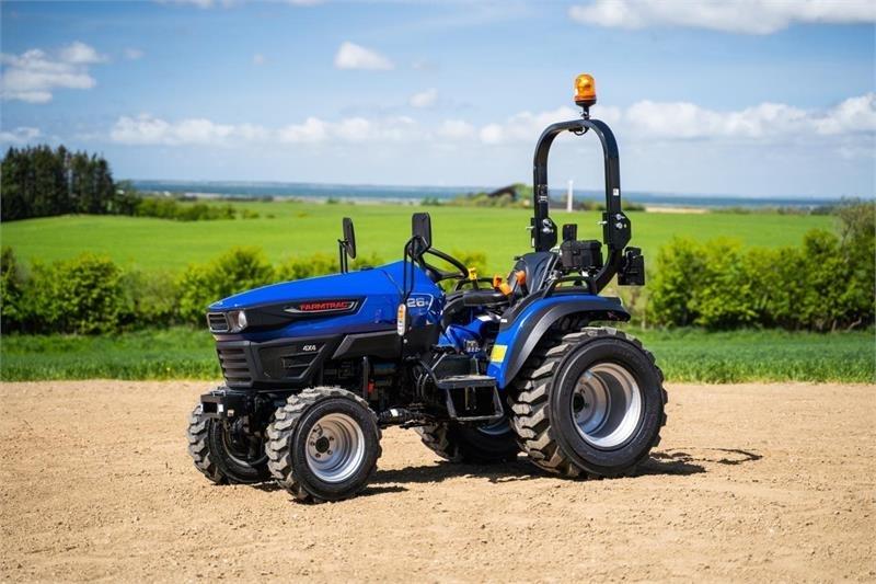 Farmtrac 26 H 4WD Traktoren