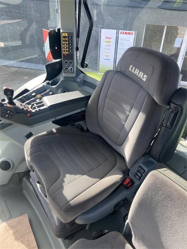 CLAAS AXION 850 CIS+ Traktoren