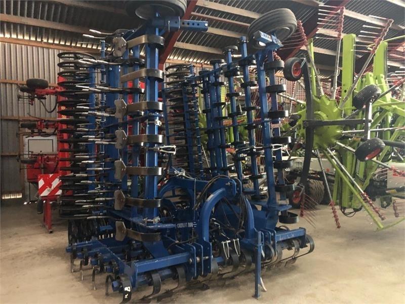 Dal-Bo CULTILIFT 800 Grubber