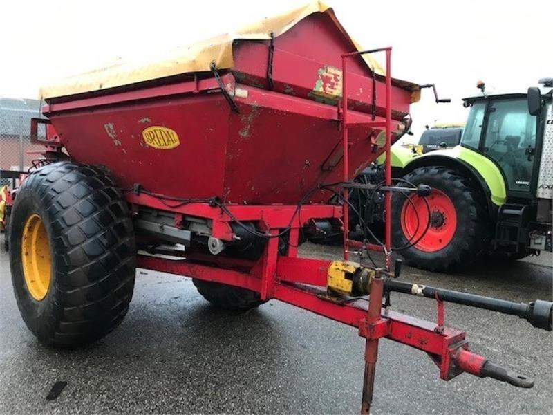 Bredal B4 Mineraldüngerstreuer