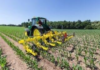 - - - Bednar Row-master RN 9600 PROFI Getreidereinigungsanlagen