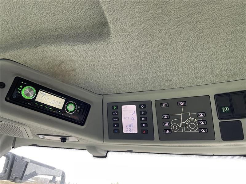 CLAAS AXION 830 CIS + Traktoren